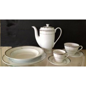 SERVIZIO PIATTO PORCELLANA...